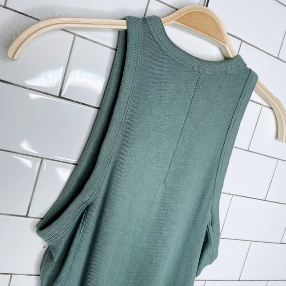 ⚡️SOLD⚡️ lululemon 2023 hold tight tank in tidewater teal - size sm-large - Picture 6 of 7